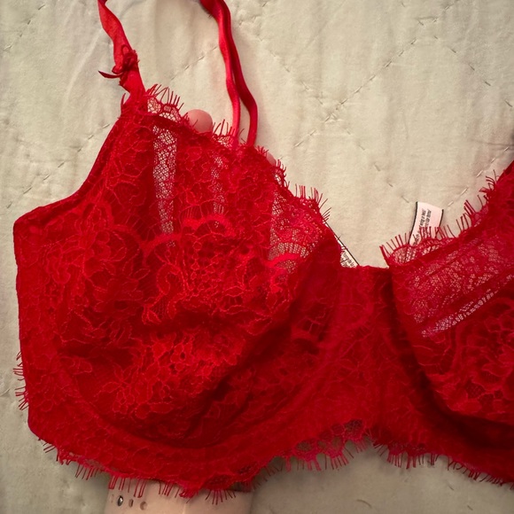 VS Bra❤️‍🔥 - Picture 3 of 4